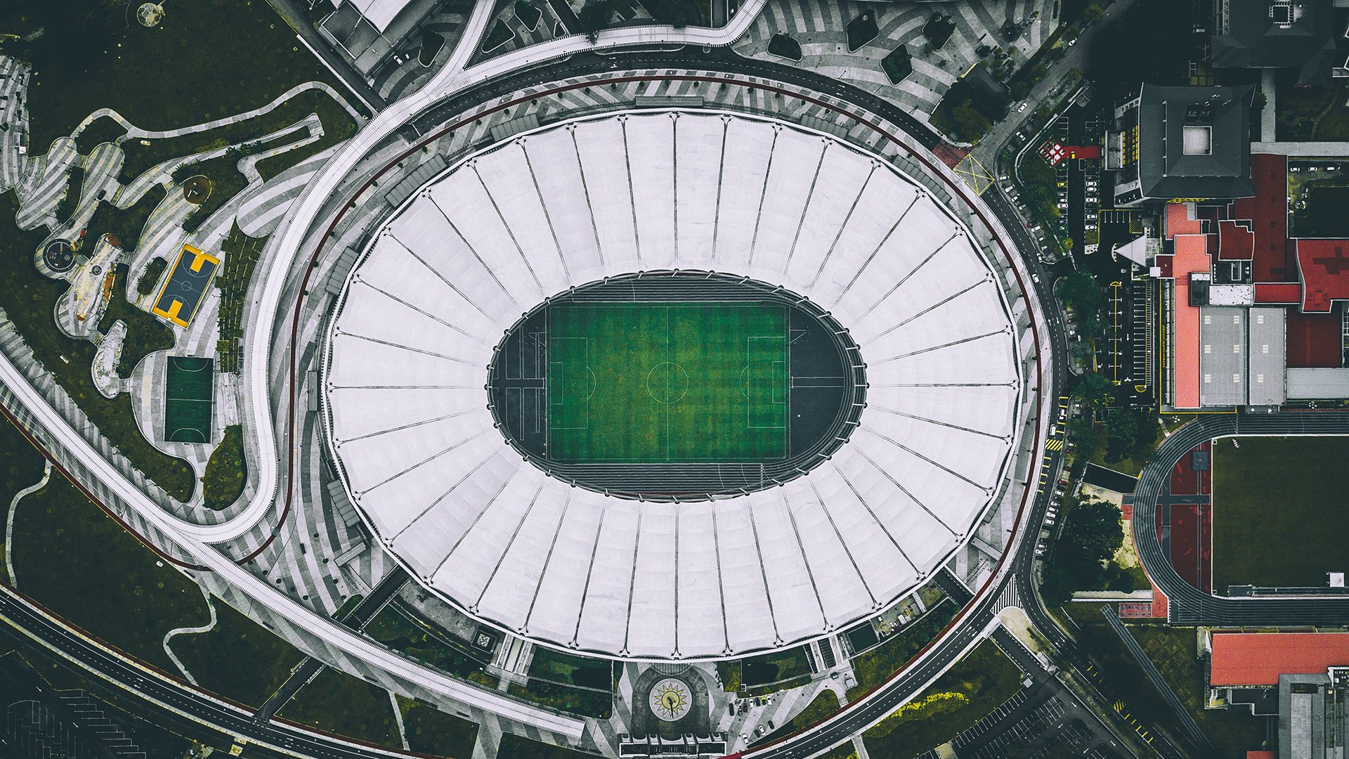 2026世界杯104场比赛-詹姆斯闪耀伯纳乌，皇马新星助球队问鼎冠军